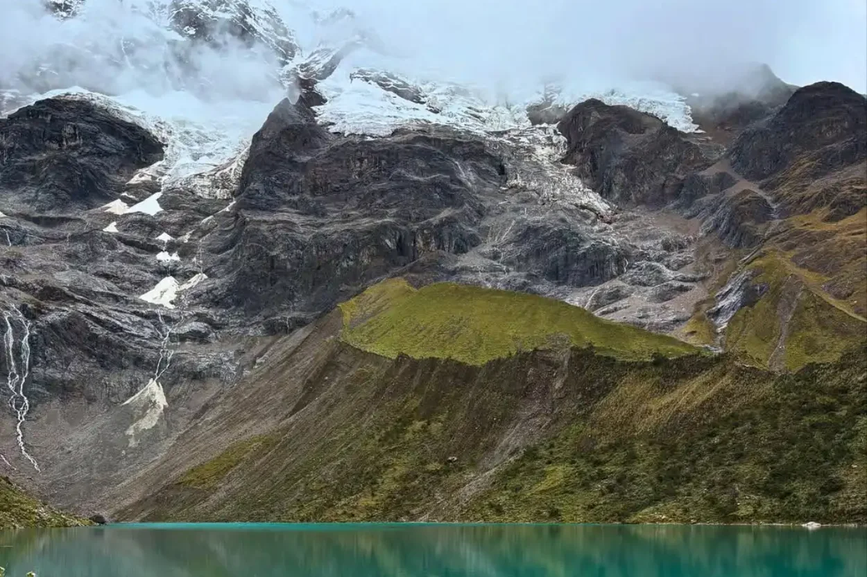 Tours-gallery-salkantay-lake-mountains