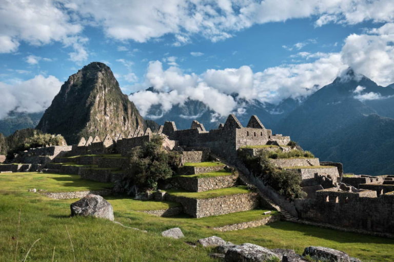 Machu Picchu By Car 2 Days​