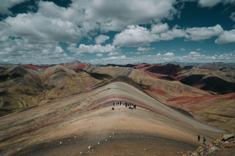Palccoyo Hiking Experience in the Andes