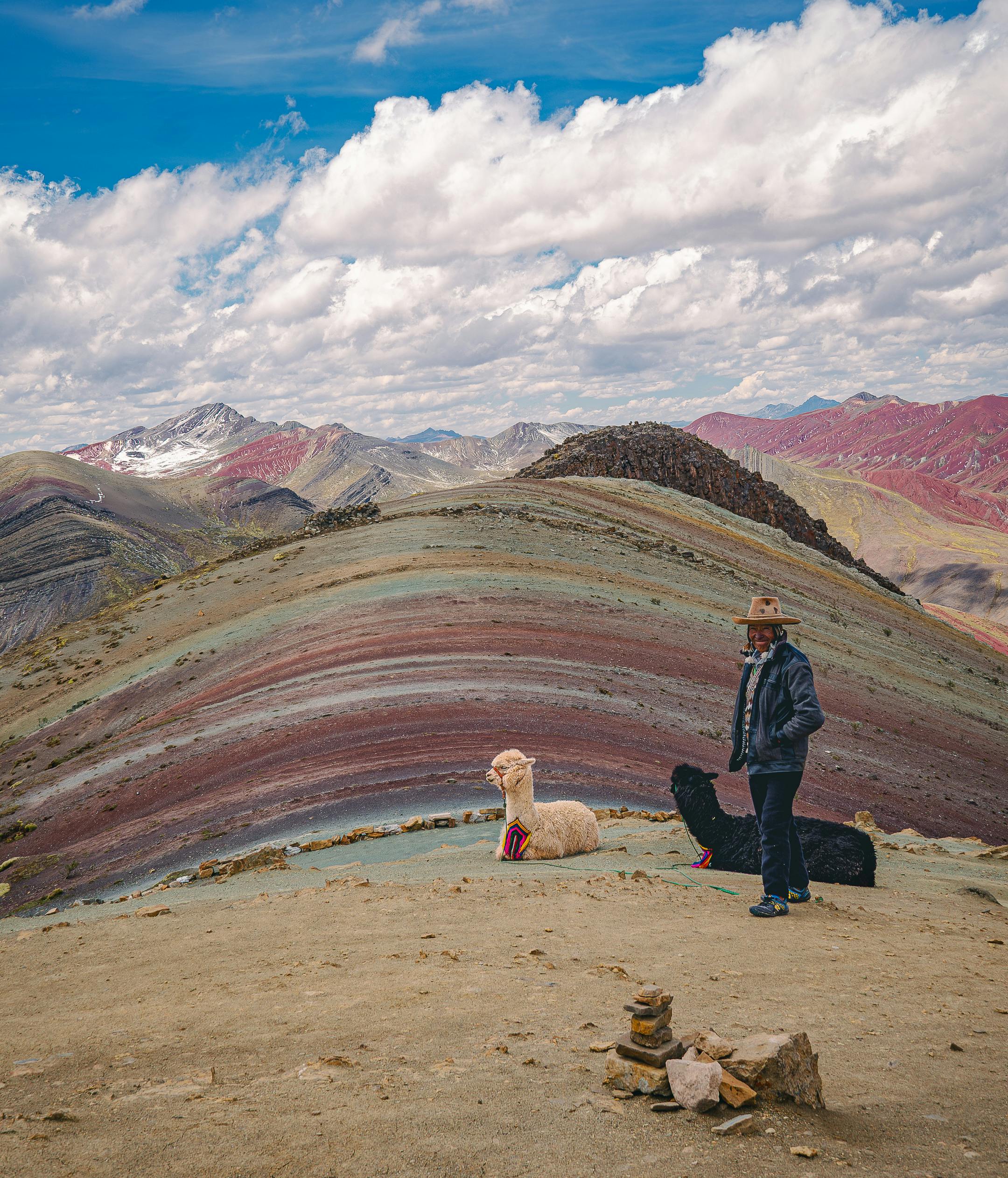 Palccoyo Hiking Experience in the Andes
